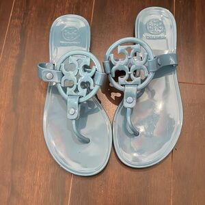 Similar Tory Burch sandals size 5
